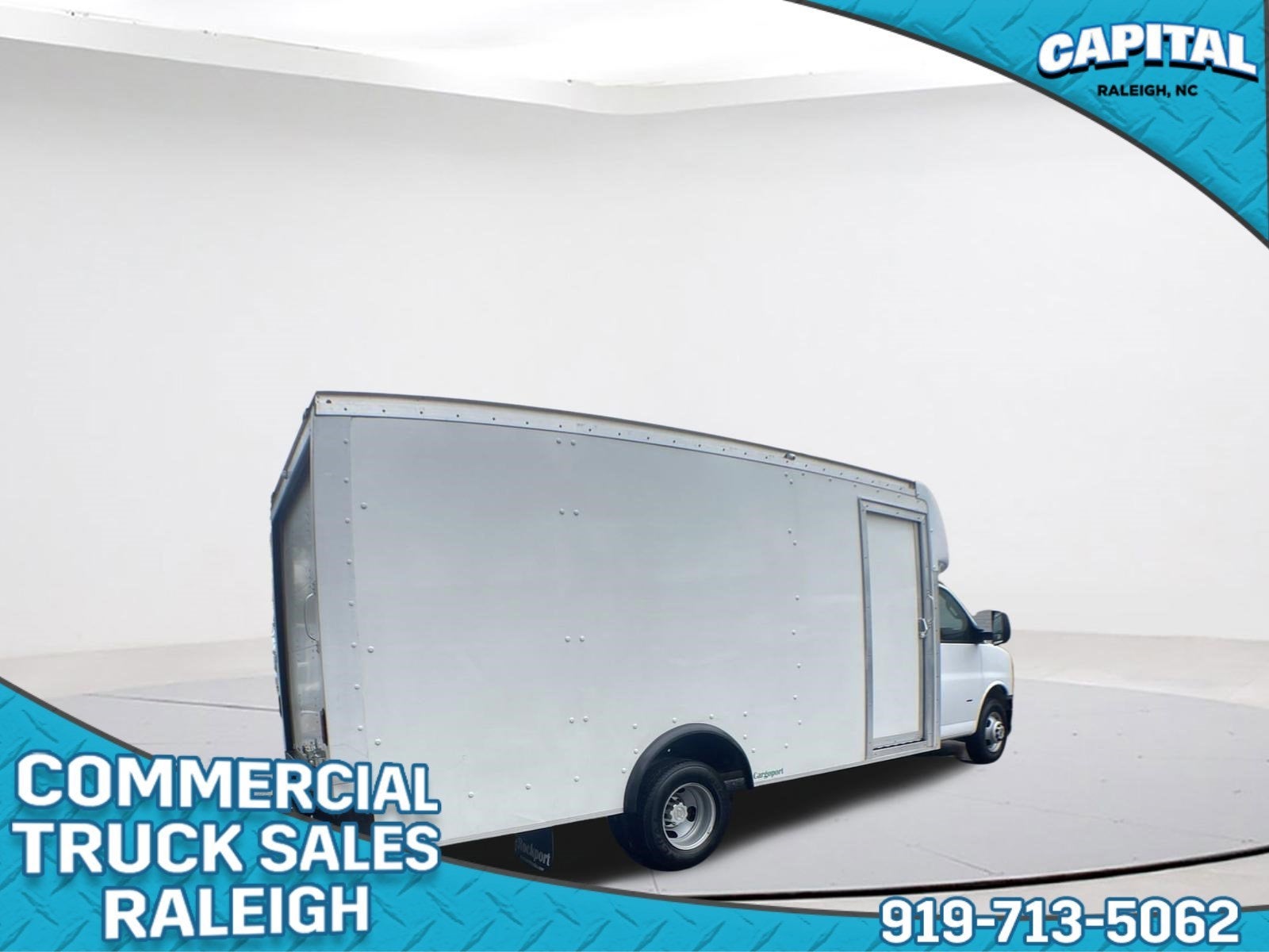 2022 Chevrolet Express Commercial Cutaway Base